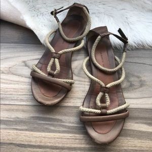 TILA MARCH 'FLAT SANDAL CORDE LEATHER'